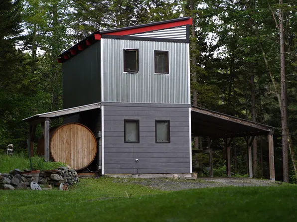 127 Wood Rd #B, Worcester, VT 05682