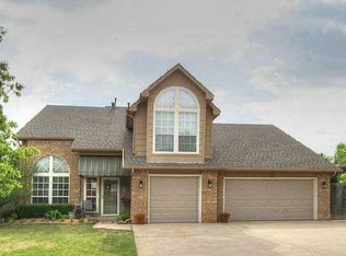 205 S 62nd St, Broken Arrow, OK 74014