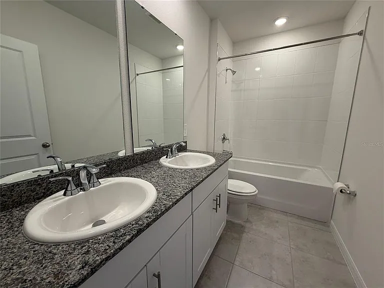 5009 Katrina Dr — Photo 57
