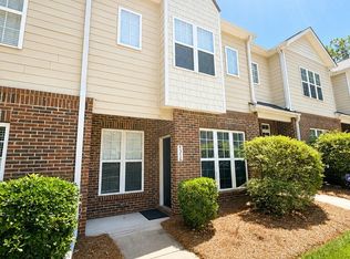 4376 Yoruk Forest Ln, Charlotte, NC 28211