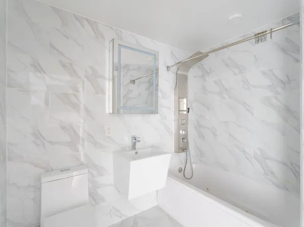 874 Willoughby Avenue image 9 of 11