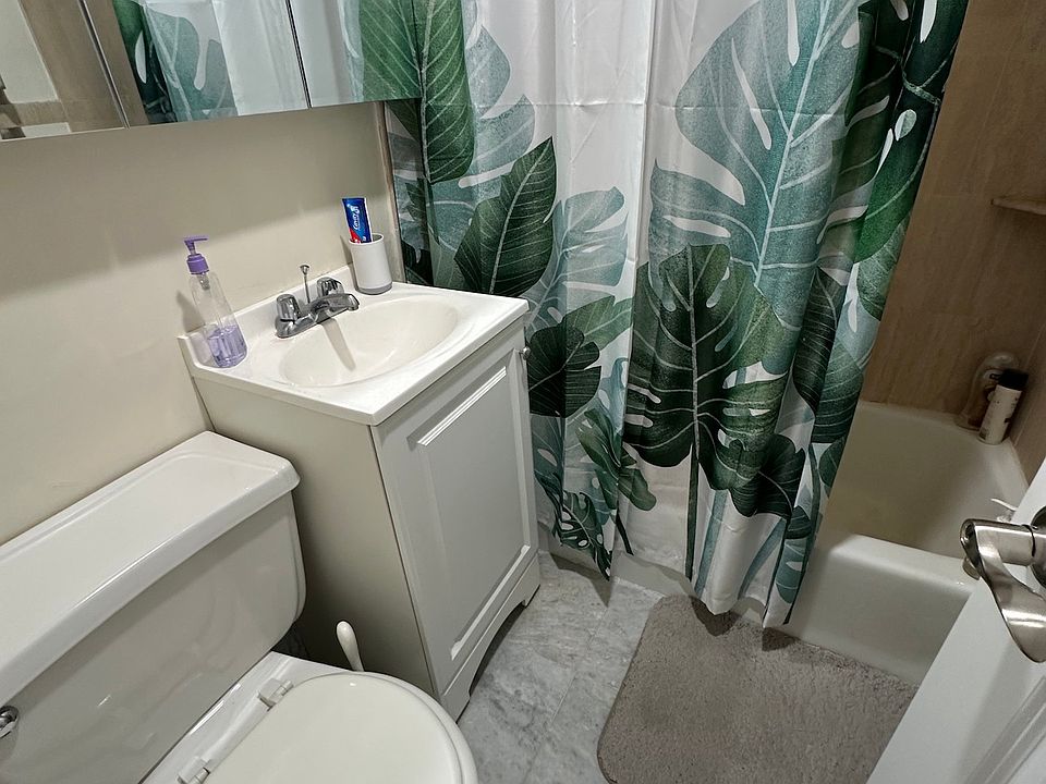 1st image of 307 W 74th St APT 3B