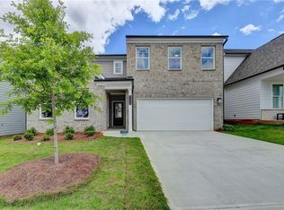 3968 Annsbury Ct, Lilburn, GA 30047