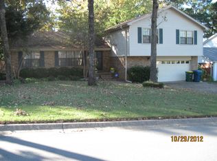 8 Wellington Ct, Little Rock, AR 72227