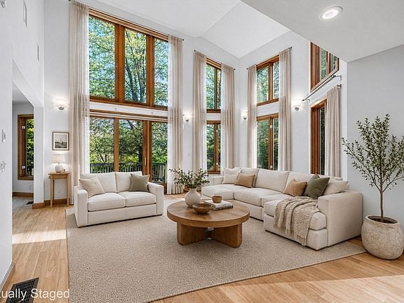2nd image of 14 Hillside Ave