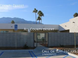 549 El Placer Rd UNIT C, Palm Springs, CA 92264