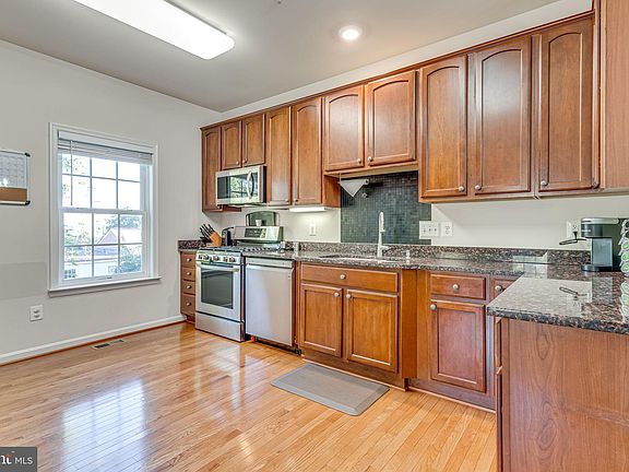 5th image of 2998 Chinkapin Oak Ln