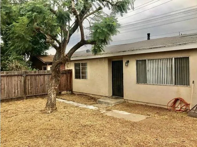 2 bed, 900 sqft, $2,850 — Photo 1