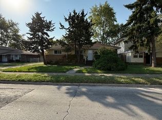 1037 E 142nd St, Dolton, IL 60419