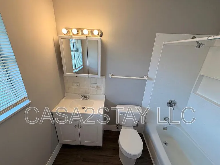 5105 Malibu Ct #7 — Photo 7