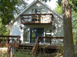 94 Walnut Rd, Elkview, WV 25071