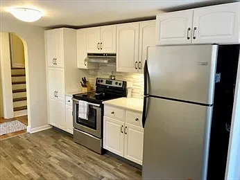 13 Plymouth St — Photo 2