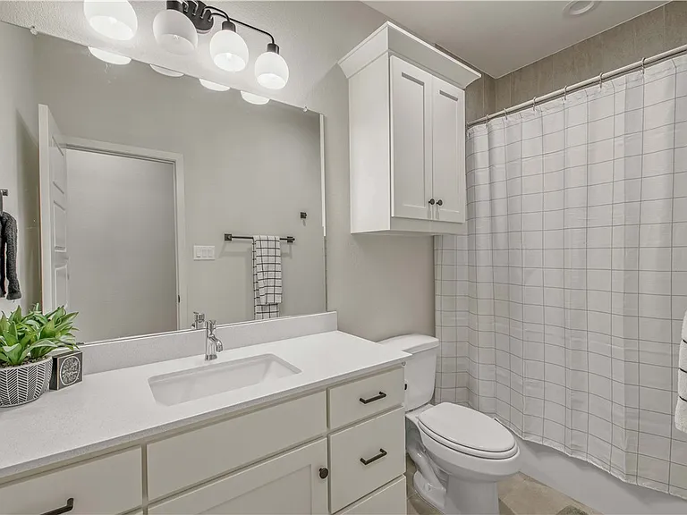 4309 Batona Ct — Photo 20