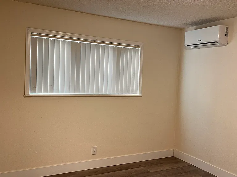 632 Abbey Ln #3 — Photo 11