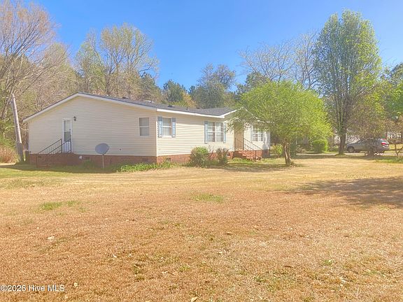 3rd image of 1586 Gum Swamp Church Road