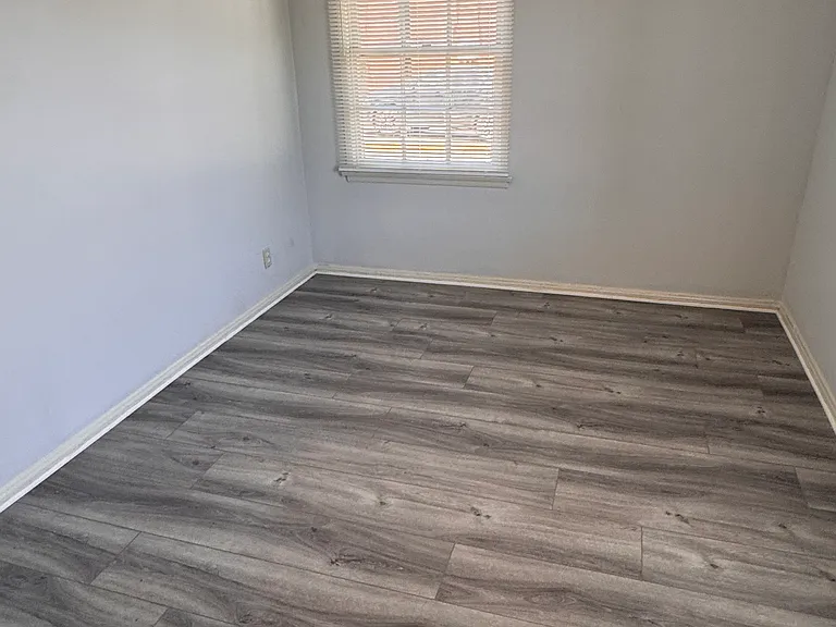 200 S Doheny Dr #103 — Photo 9