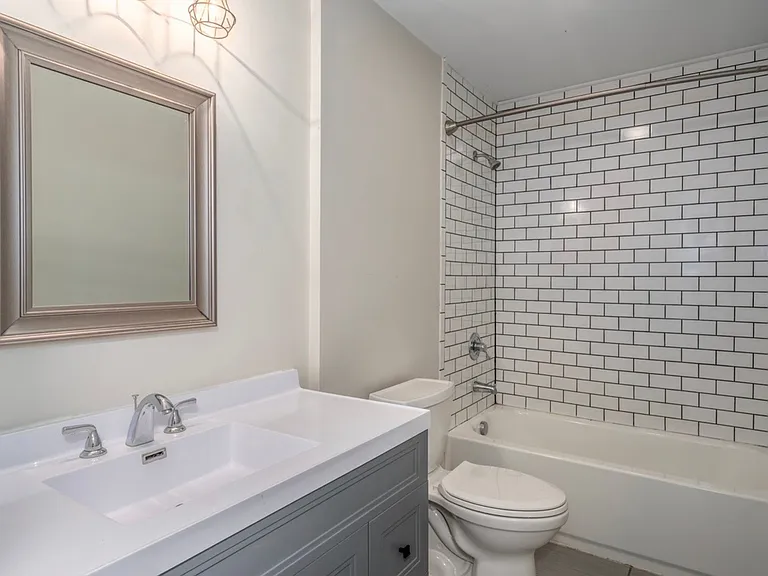 Kingston Green Millville Apartments — Photo 17