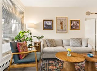823 N 5th Ave NW #118, Calgary, AB T2N0R5