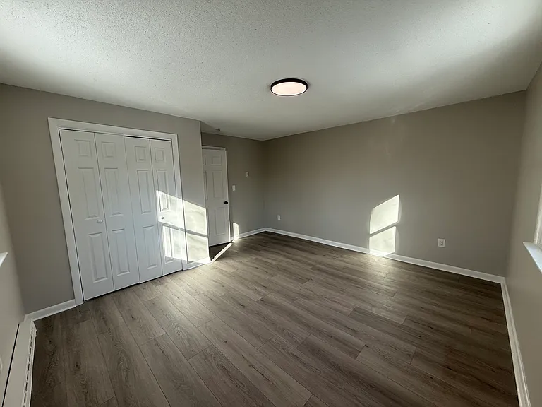 735 Stafford Rd #B — Photo 6