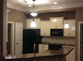 401 Fox Valley Dr, Dothan, AL 36305