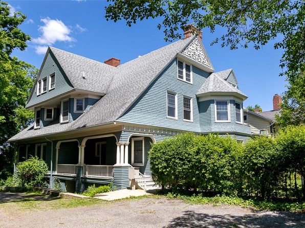 34 Main St, Geneseo, NY 14454
