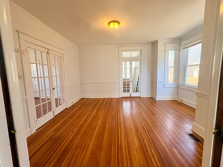 3102 Evergreen Ave #1 — Photo 8