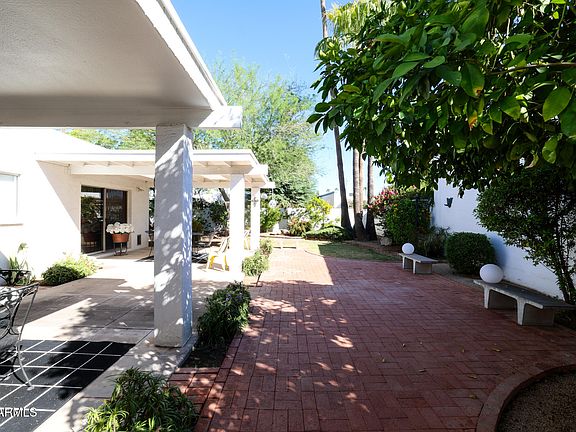 5th image of 16 E CALAVAR Road