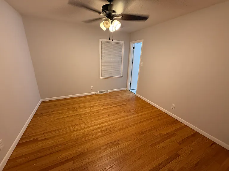 9021 Craigmont Rd SW — Photo 5