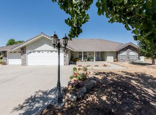 16526 Anaconda Rd, Madera, CA 93636