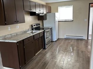 912 SE 2nd St #2, Pendleton, OR 97801