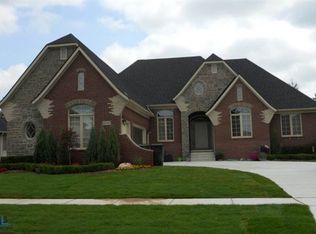 54706 Pelican, Utica, MI