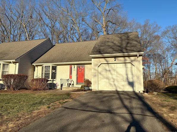 71 Carriage House #71, Enfield, CT 06082