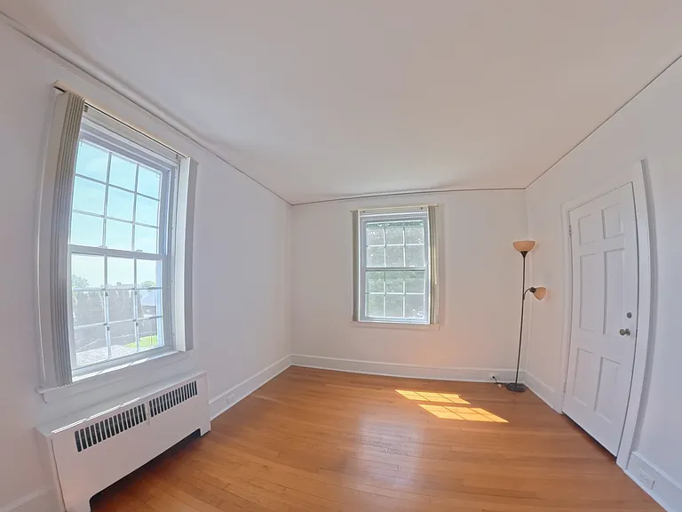3430 Park Ave — Photo 19