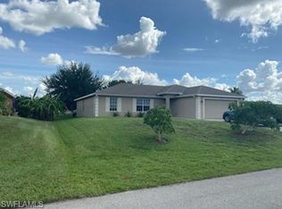 1113 NE 4th Ave, Cape Coral, FL 33909