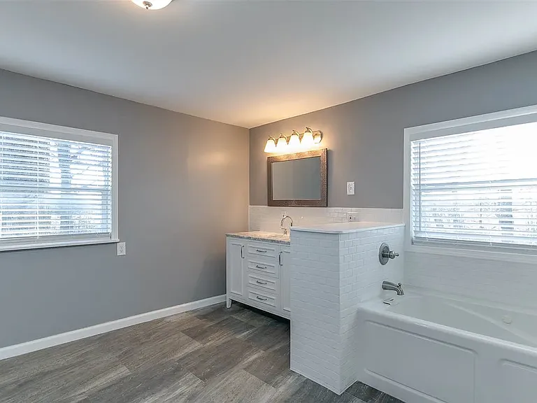 6863 Anderson Ave — Photo 18