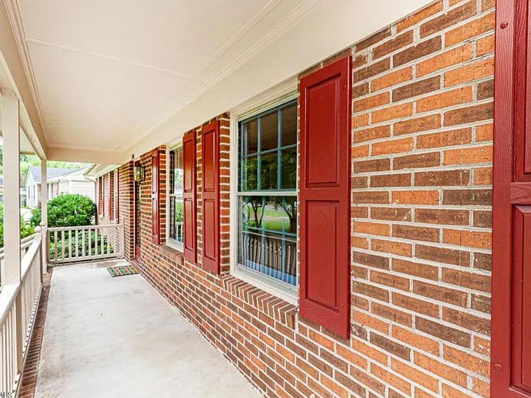 3316 Jason Dr — Photo 2