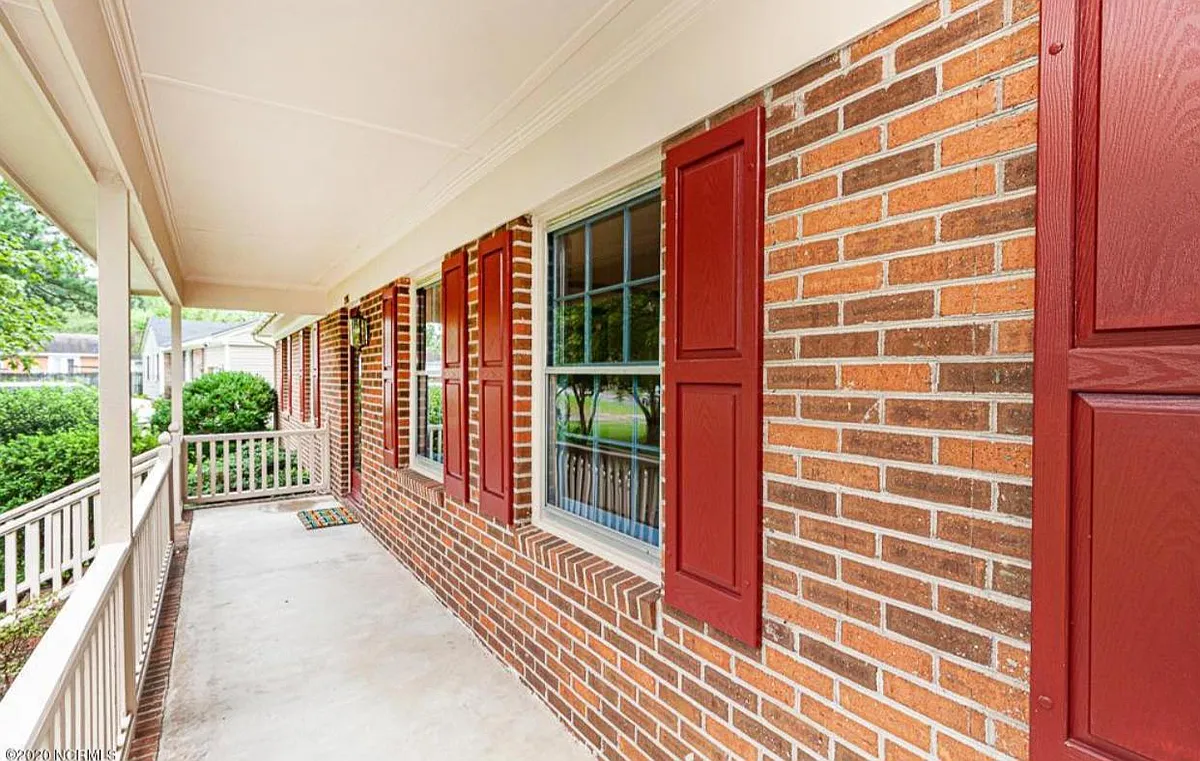 Building Photo - 3316 Jason Dr
