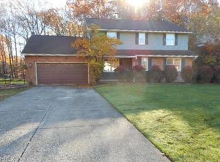 8089 Maplegrove Ave, North Royalton, OH 44133