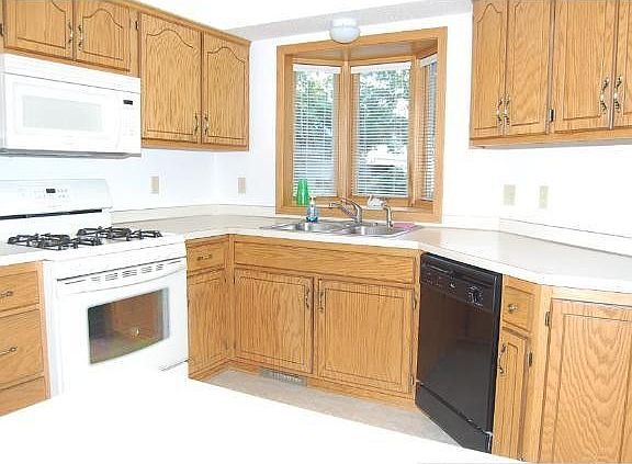 3rd image of 8789 Norway St NW