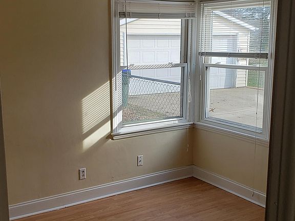 5th image of 1145 Myrtle Ave