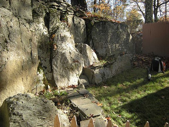4th image of 10 Daisy Ln