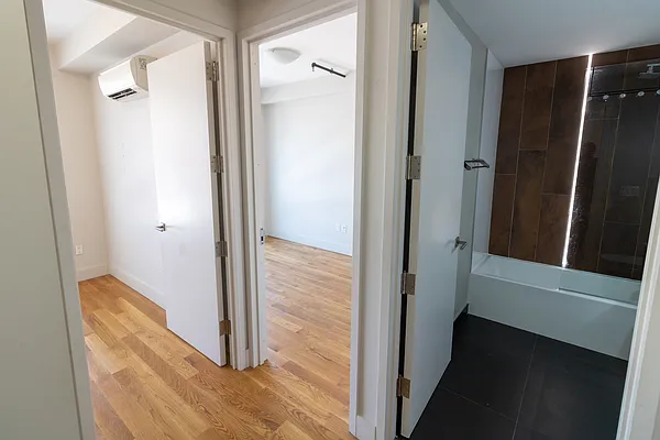 Rented by City Vista Inc | media 11