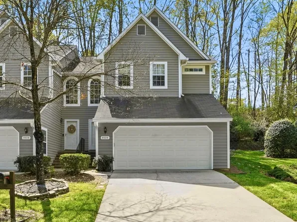 9026 Saint Pierre Ln, Charlotte, NC 28277