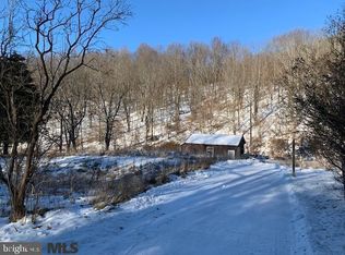 1840 Sunnyside Hollow Rd, Port Matilda, PA 16870