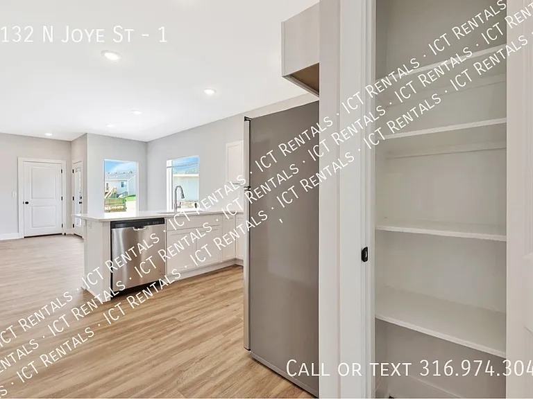 1132 N Joye St #1 — Photo 6