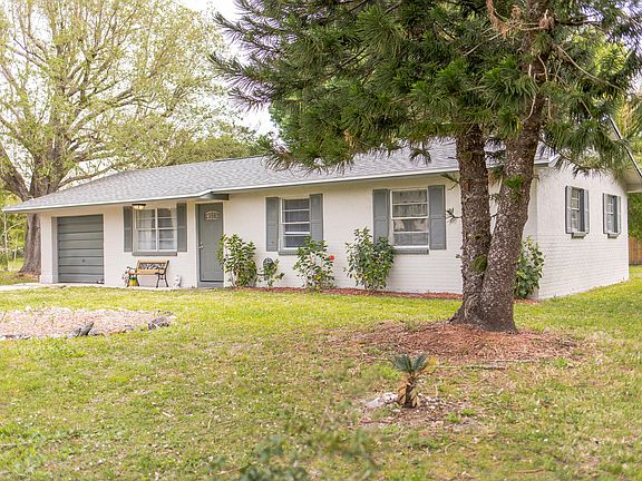 3rd image of 3422 NW 21st Avenue
