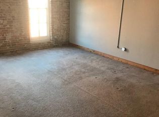 213 Delaware St APT 303, Kansas City, MO 64105