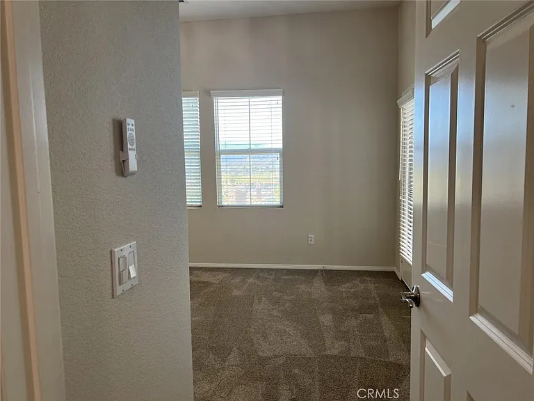 15329 Oak Tree Dr — Photo 33