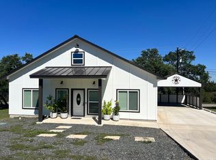 708 Taylor Dr, Horseshoe Bay, TX 78657