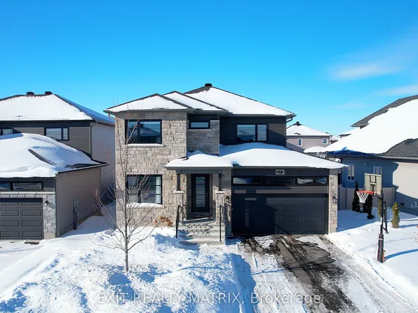 273 Central Park Blvd, Russell, ON K4R 0E9